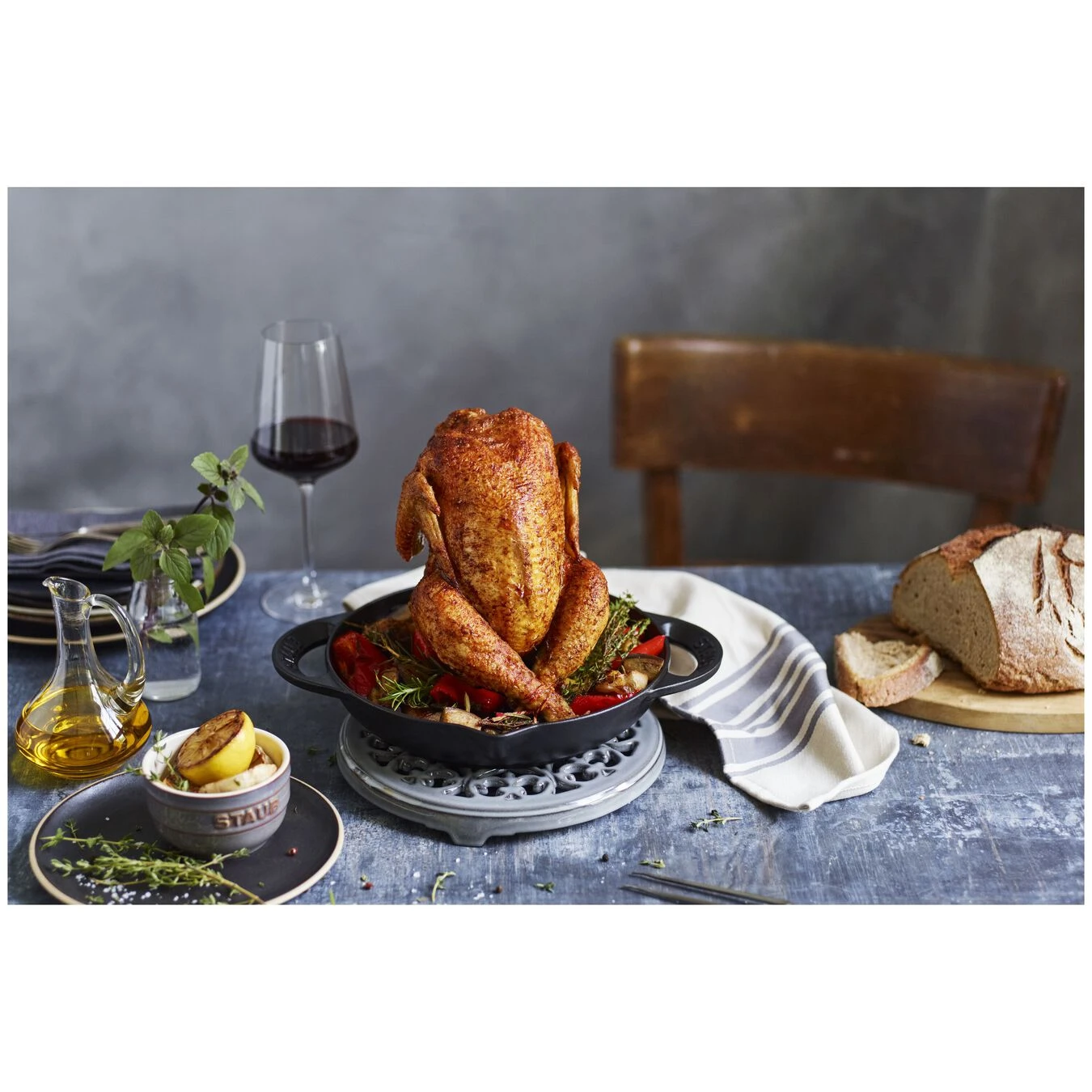 Staub Kippenbrader 24 Cm, Zwart 5 Staub Kippenbrader 24 Cm, Zwart - Afbeelding 5