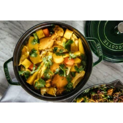 Staub Gietijzeren Braadpan 24 Cm / 3,8 L, Rond, Basilicum -Staub Verkoopwinkel 000019329