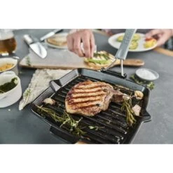 Staub Grillpan Met Schenktuit 24 X 24 Cm, Zwart -Staub Verkoopwinkel 424418857