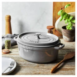 Staub Gietijzeren Braadpan 31 Cm / 5,5 L, Ovaal, Grafietgrijs -Staub Verkoopwinkel 750058442