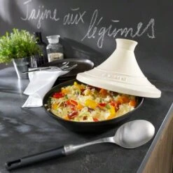 Staub Small Tajine With Ceramic Lid, Creme -Staub Verkoopwinkel staub small tajine with ceramic lid creme 4
